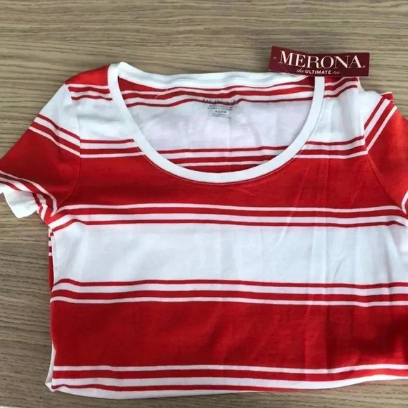 💥🆕 Merona Stripped Short Sleeve Top🆕 - Picture 3 of 6